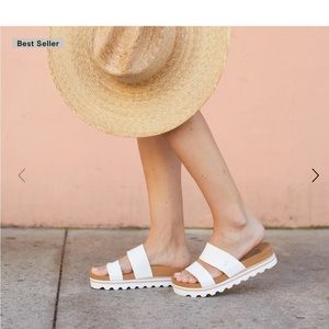Reef sandals NWOT